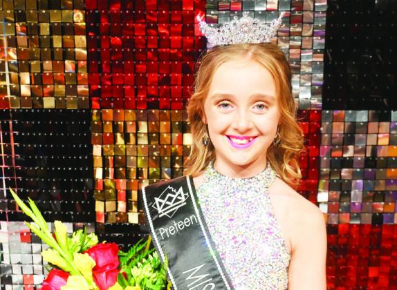 LEFT: Madison Newhouse is crowned the 2024 Miss Freestone County. CENTER: Allison Grant is crowned the 2024 Miss Teen Freestone County. RIGHT: Haylee West is crowned the 2024 Miss Preteen Freestone County. Photos by Mitchell Pate/Fairfield Recorder